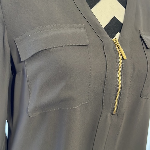 Express Gray Blouse Size Small Petite - Picture 2 of 7